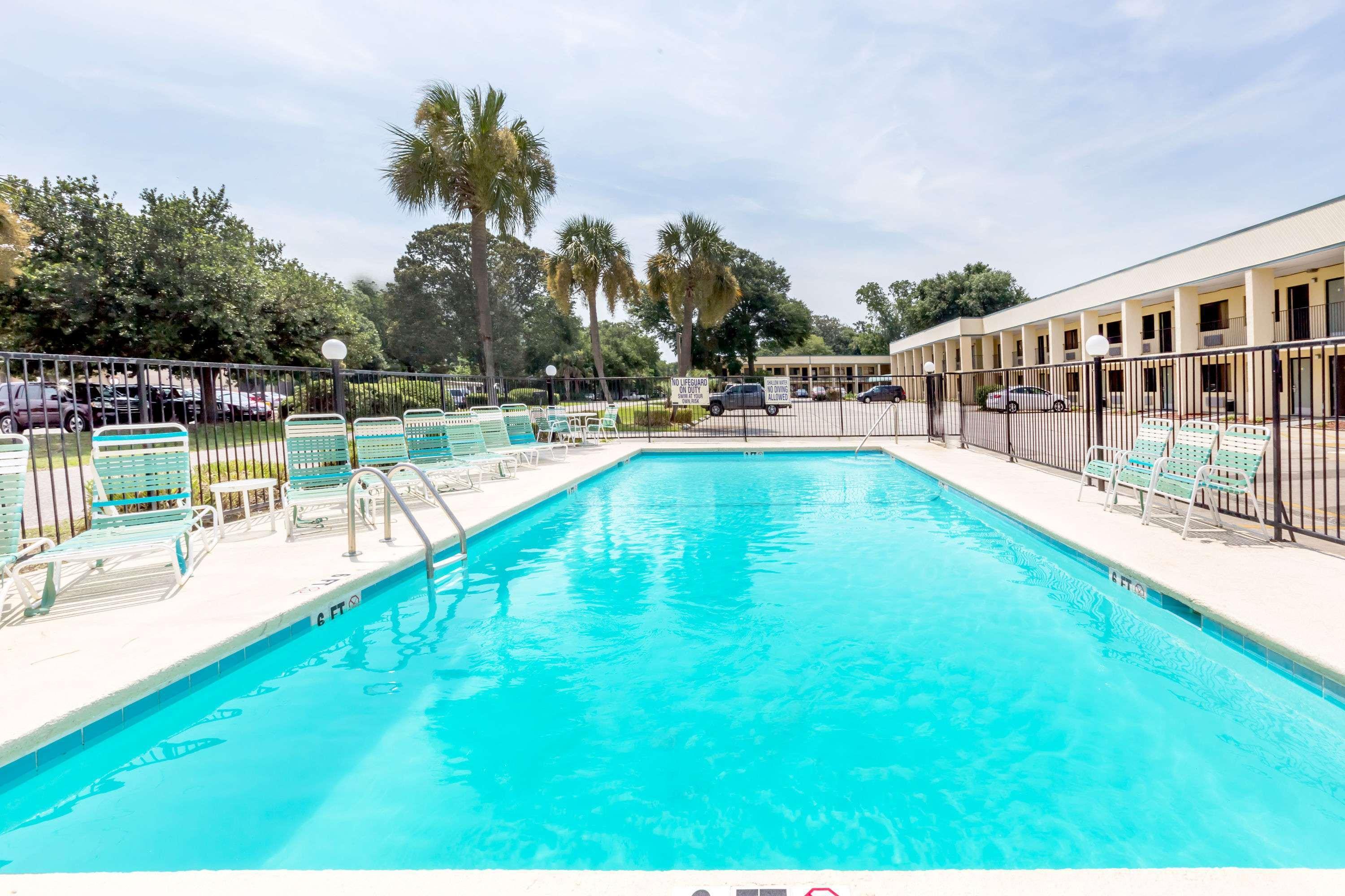 Days By Wyndham Little River