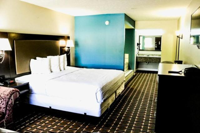 Days By Wyndham Hotel